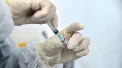Мурашко спрогнозировал вакцинацию 60% взрослого населения России к осени