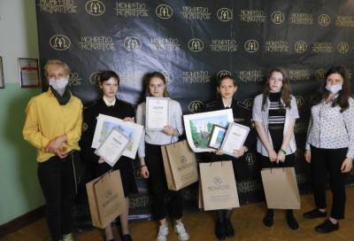 Более 160 работ от детей поступило на творческий конкурс «Любимые места Монрепо»