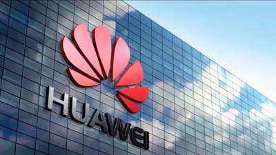 Huawei запускает собственную операционную систему на смену Android