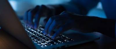 В США россиянина приговорили к 30 месяцам тюрьмы за администрирование сайта для хакеров