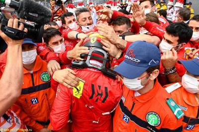 Видео: В Ferrari вспоминают Гран При Монако