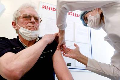 В Якутии для отдельных групп населения ввели обязательную вакцинацию от COVID-19