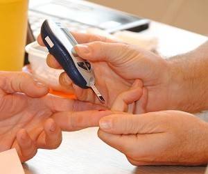 Коронавирус: симптомы, которые должны насторожить болеющих диабетом