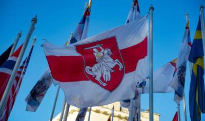 Флаги менять не будем: мир хоккея не подыграл латвийским политикам