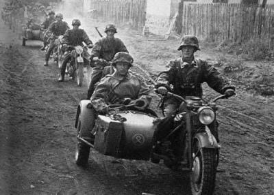 Почему Гитлер после Сталинградской битвы ликвидировал мотоциклетные войска