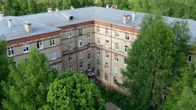 Вести-Москва. Жители домов в парке "Лосиный остров" оказались отрезаны от цивилизации