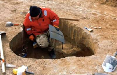 Пролежал в земле почти 2 тысячи лет: под Полтавой археологи наткнулись на уникальный артефакт, фото