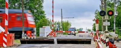 Три железнодорожных переезда в Оренбургской области отремонтируют