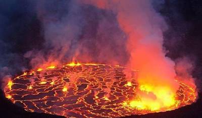 При извержении вулкана Ньирагонго погибли 32 человека