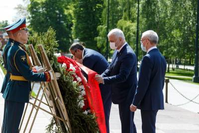 Делегация Коми в Москве почтила память погибших в годы Великой Отечественной войны