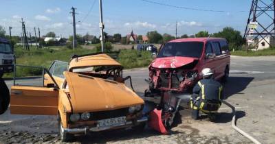 Многодетная семья попала в смертельную аварию под Одессой