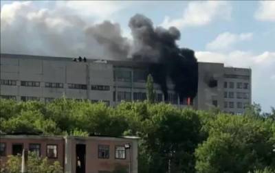 В Харькове случился пожар на заводе