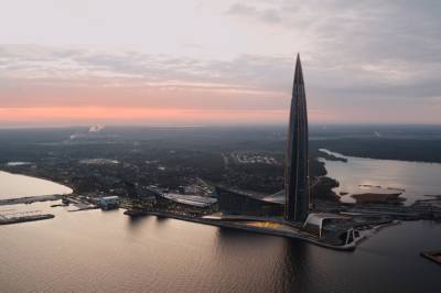 В Петербурге представили концепцию небоскреба «Лахта Центр 2»