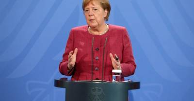 Меркель заявила, что Германия продолжит дискуссии с США по "Северному потоку – 2"