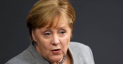 Меркель объяснила роль Украины в случае завершения строительства “Северного потока-2”
