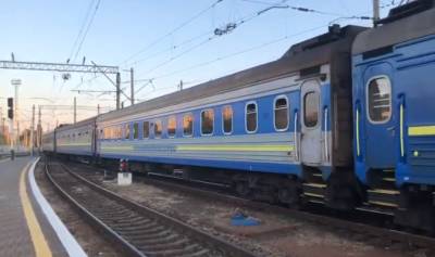 Сразу три туристических маршрута: "Укрзализныця" запустила новый поезд