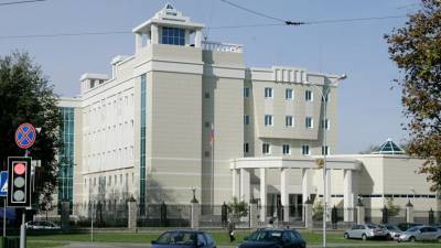 Посольство России ожидает от Минска информацию о мере пресечения Сапеге