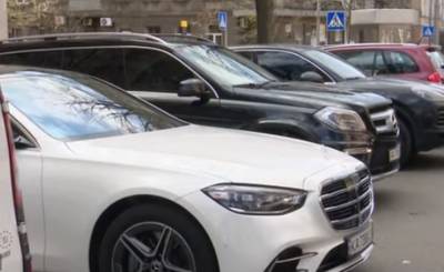 В Украине решили обложить налогом на роскошь 10-летние авто
