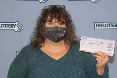 Женщина из Массачусетса выбросила лотерейный билет — не поняв, что выиграла $1 млн.