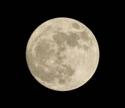 НАСА поделилось секретами, как фотографировать Луну и мира