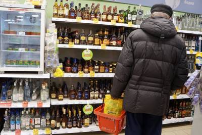 В Свердловской области магазины «Пятерочка» и «Перекресток» перестали продавать алкоголь