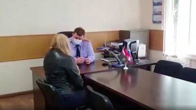 Сотрудницу стройнадзора Красноярского края задержали по делу о взятке
