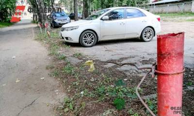 Петербуржцев ждут новые штрафы за нарушение правил парковки во дворах