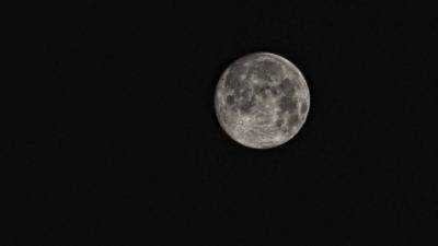 Длительность полного лунного затмения 26 мая составит чуть больше 14 минут