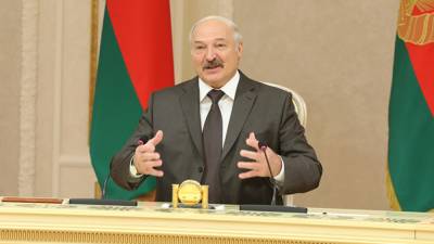 Лукашенко: Белоруссия подавила волну неонацизма в зародыше