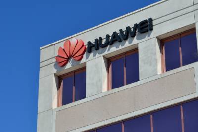 Американские санкции вынуждают Huawei сосредоточиться на разработке фирменного ПО
