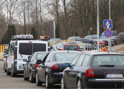 В литовском пункте пропуска «Мядининкай» на границе с Беларусью затруднено оформление транспорта