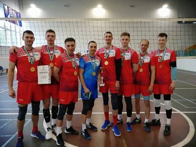 Ухтинцы одержали двойную победу на чемпионате Республики Коми по волейболу