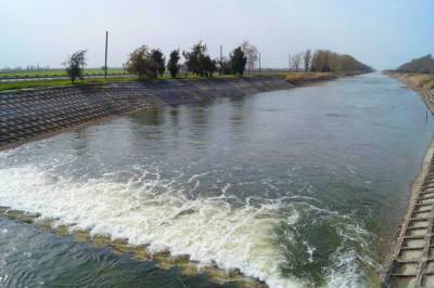 Благодаря бурению артезианских скважин Северо-Крымский канал теперь полон воды