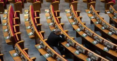 КИУ объявил лидеров среди нардепов по количеству законопроектов