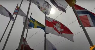 В Латвии чемпионат мира по хоккею лишили официальной символики - видео