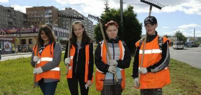В Мурманской области летом трудоустроят почти пять тысяч школьников