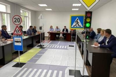 В Карачаево-Черкесию привезли 12 комплектов автогородков