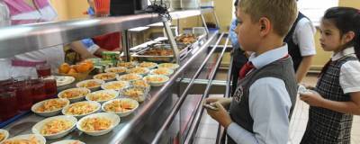 Власти Узбекистана будут следить за питанием в школах и детсадах
