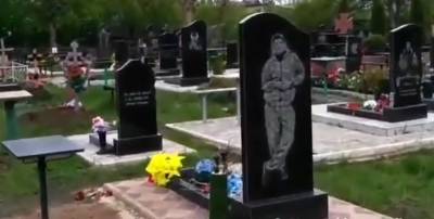 Десятки боевиков ДНР захоронены на кладбище в Харцызске, видео - ТЕЛЕГРАФ