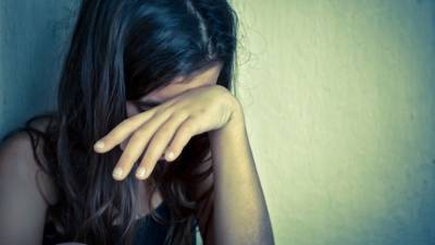 В Барнауле девочки-подростки изнасиловали школьницу и отправили видео ее матери