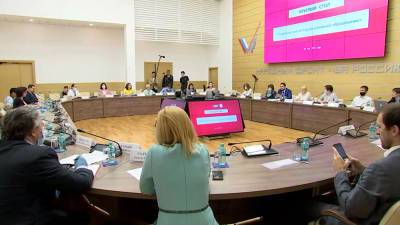 В Москве обсудили, как обеспечить контроль за здоровьем школьников
