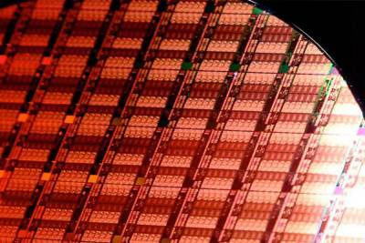 Несмотря на сокращение продаж Intel остается лидером рынка полупроводниковой продукции, AMD и MediaTek вошли в топ-15