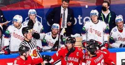 Коннор Браун - Эндрю Манджапан - Канада сумела одержать первую победу на чемпионате мира по хоккею - ren.tv - Норвегия - Англия - Канада - Рига