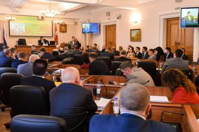 Губернатор выступил с ежегодным отчетом перед депутатами Смоленский областной Думы