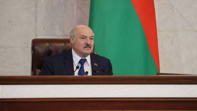 Лукашенко: Путин извинялся за обсуждение Беларуси с Байденом без разрешения
