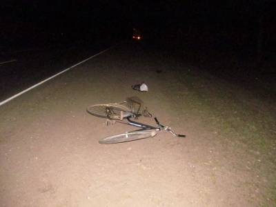 В Смоленской области столкновение двух велосипедистов в темноте привело к трагедии