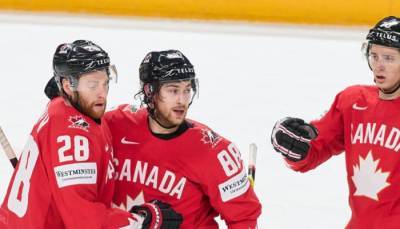 ЧМ по хоккею: Канада обыграла Норвегию, Великобритания — Беларусь, победы Казахстана и России