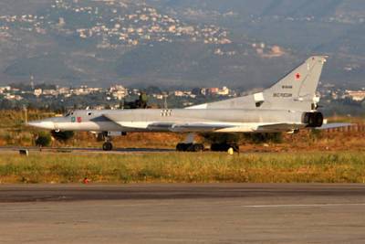 Российские Ту-22М3 в Сирии признали угрозой британским и американским АУГ
