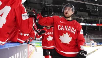 ЧМ по хоккею: первая победа Канады, сенсация от Великобритании