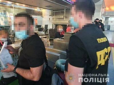 Санкции СНБО против "криминальных авторитетов". 10 человек уже выдворили из Украины